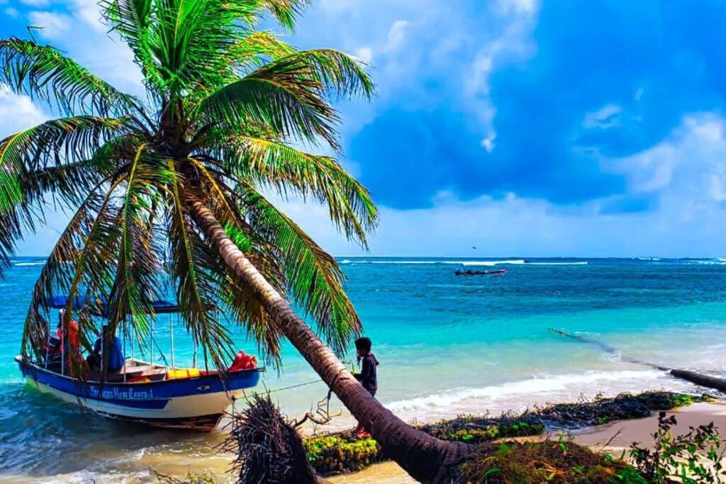 Villa Poetry Garden Bocas Town Colon Island Exterior foto
