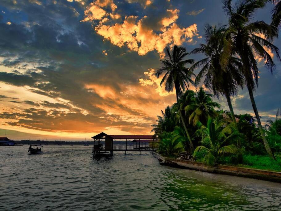 Villa Poetry Garden Bocas Town Colon Island Exterior foto